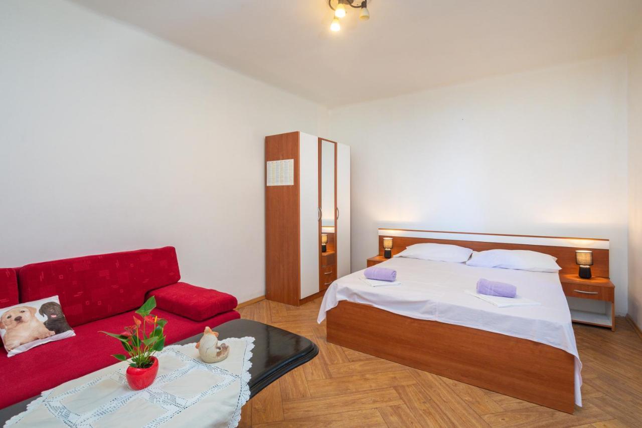 Beach Apartments "Bili Cvitak" Дуче Экстерьер фото